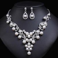 SET702 - Elegant Pearl Necklace Set